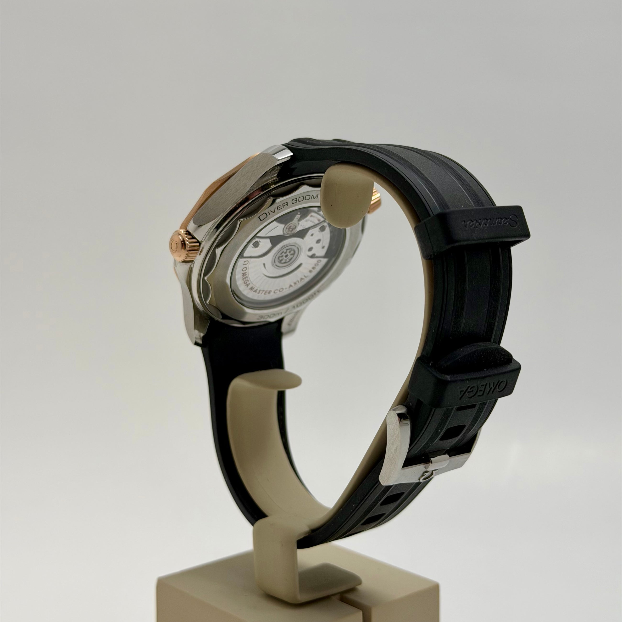 Pre-Owned 2020 OMEGA Seamaster Diver 300M 42mm