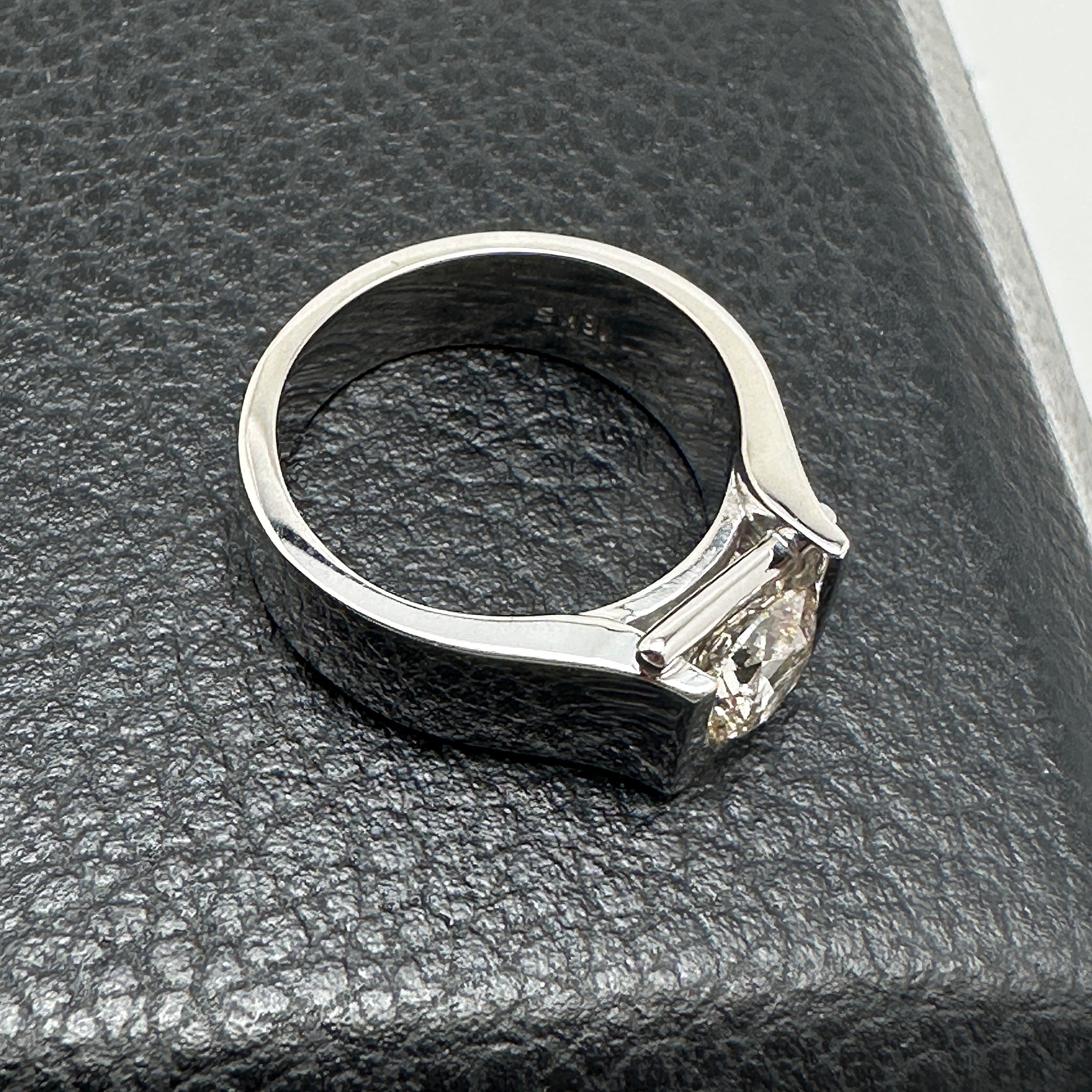 Custom 18K White Gold Wide Abstract Ring Mount