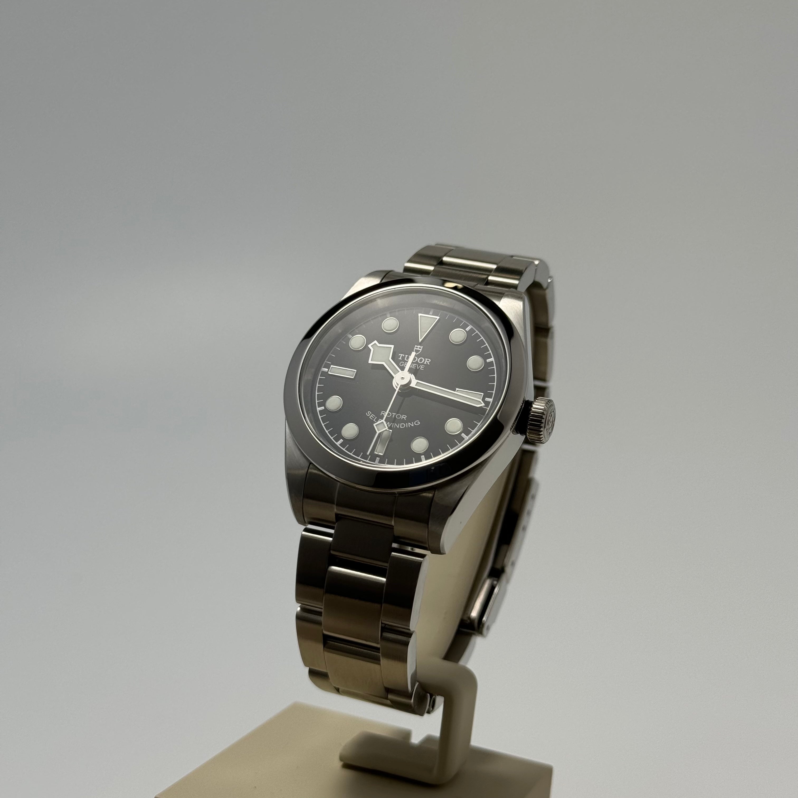 Pre-Owned Tudor Black Bay 32