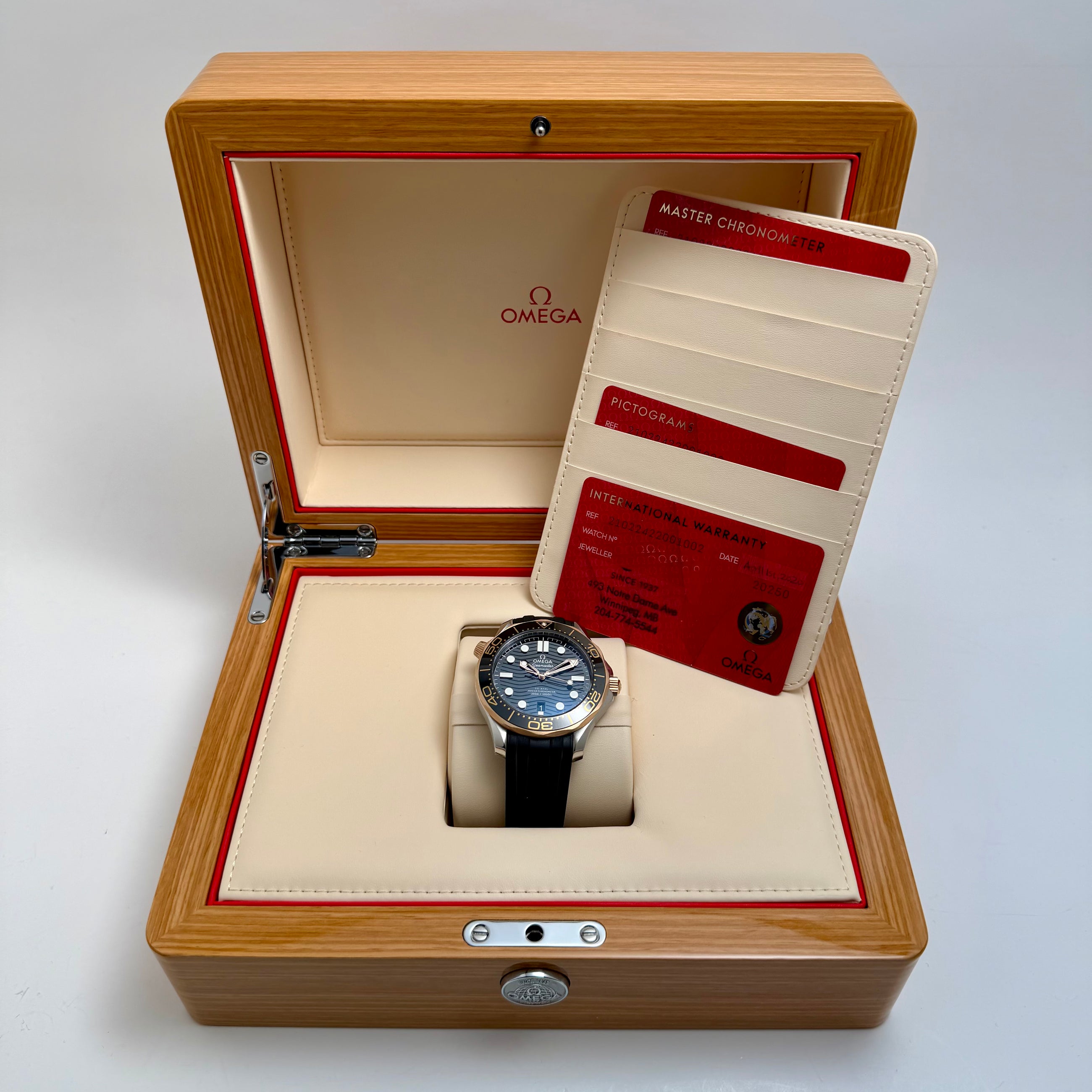 Pre-Owned 2020 OMEGA Seamaster Diver 300M 42mm