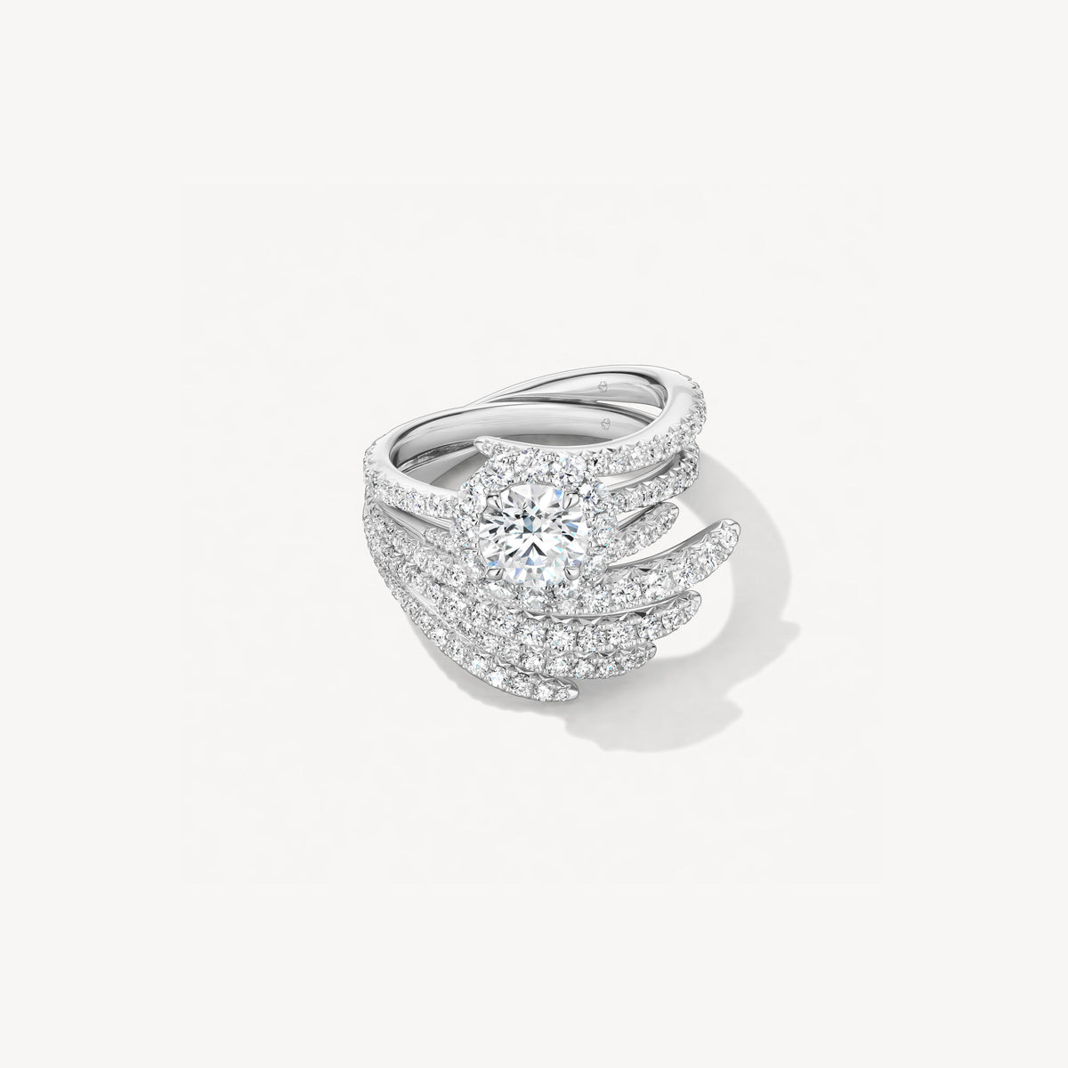 Hearts On Fire Vela Halo Ring With Diamond Band