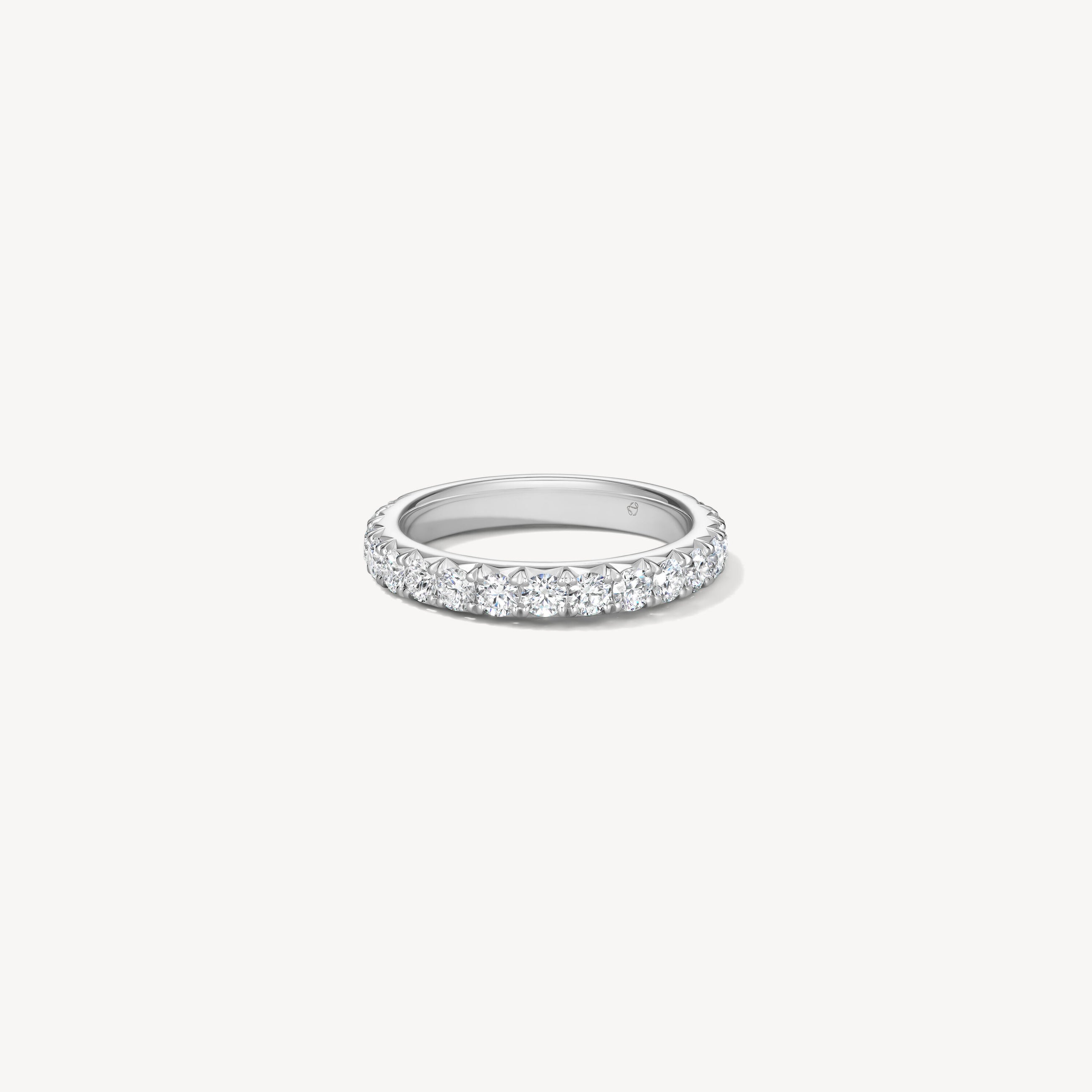 Hearts On Fire Vela French Cut Pavé Band