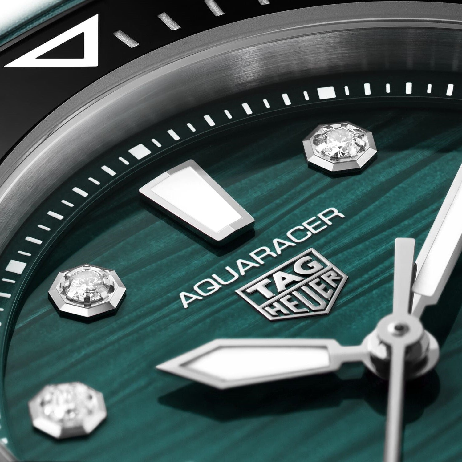 TAG Heuer Aquaracer Professional 300 Blue Lagoon