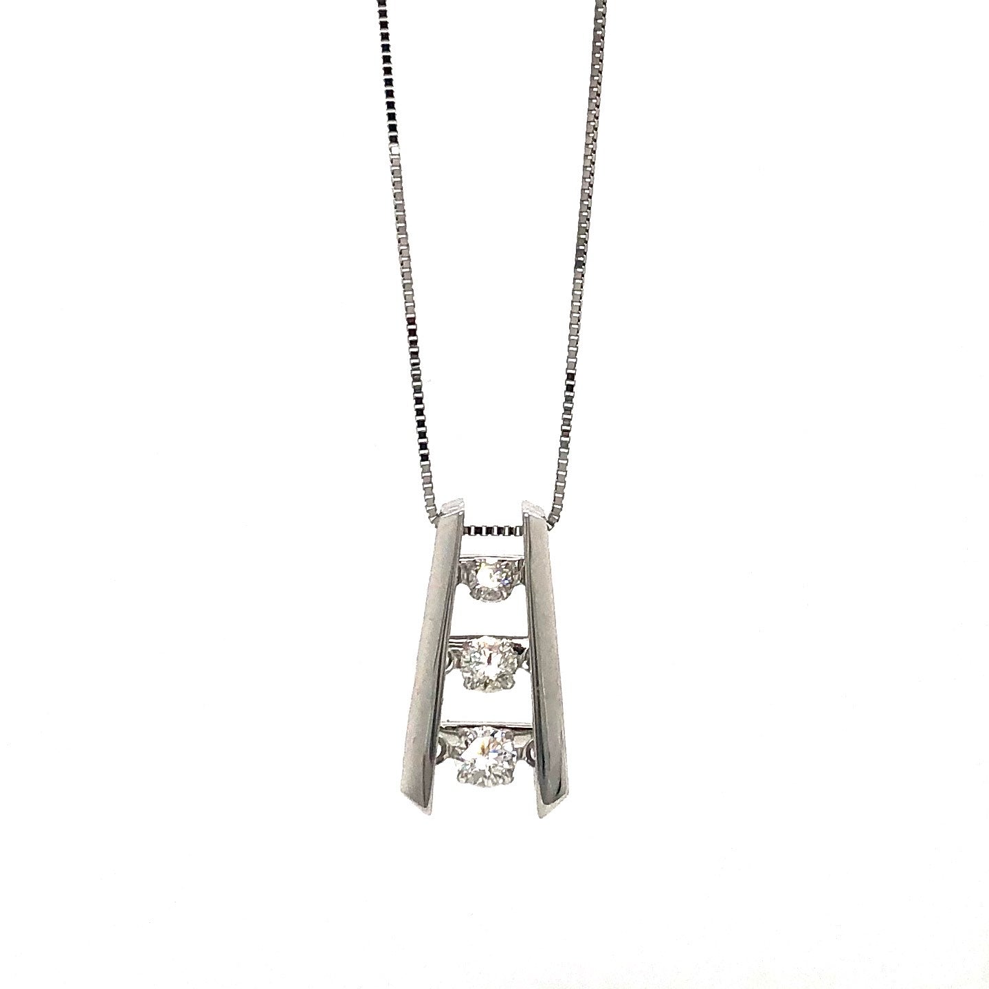 10KW Diamond Pulse Pendant 0.30ctw (Chain Included)