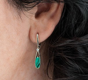 10KY Malachite Dangle Earrings