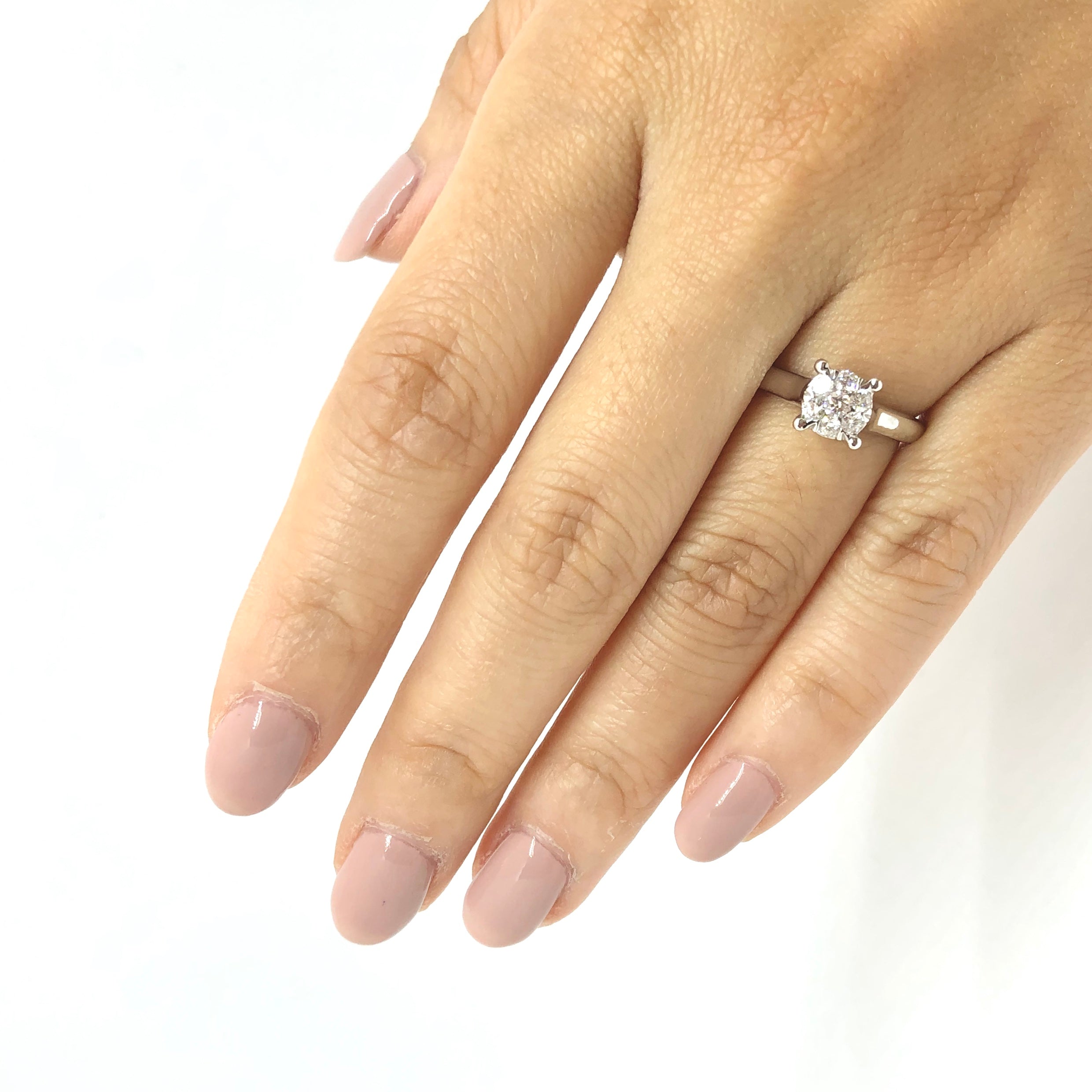 14K White Gold 0.33ct Multi Diamond Invisible Set Solitaire Style Ring