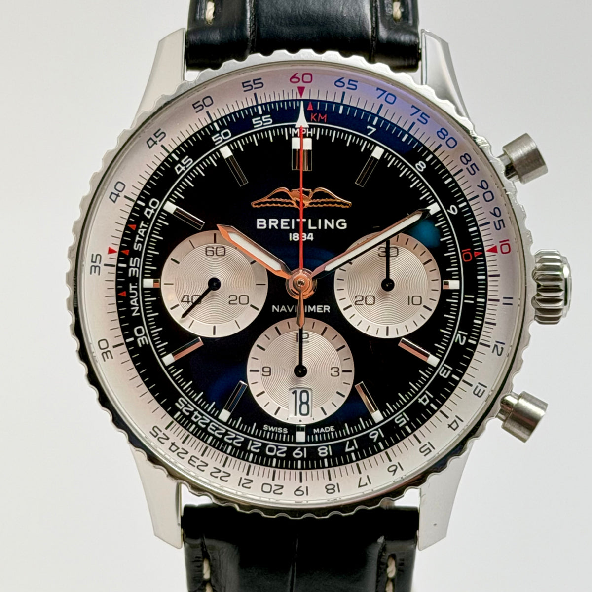 Pre-Owned Breitling Navitimer 43