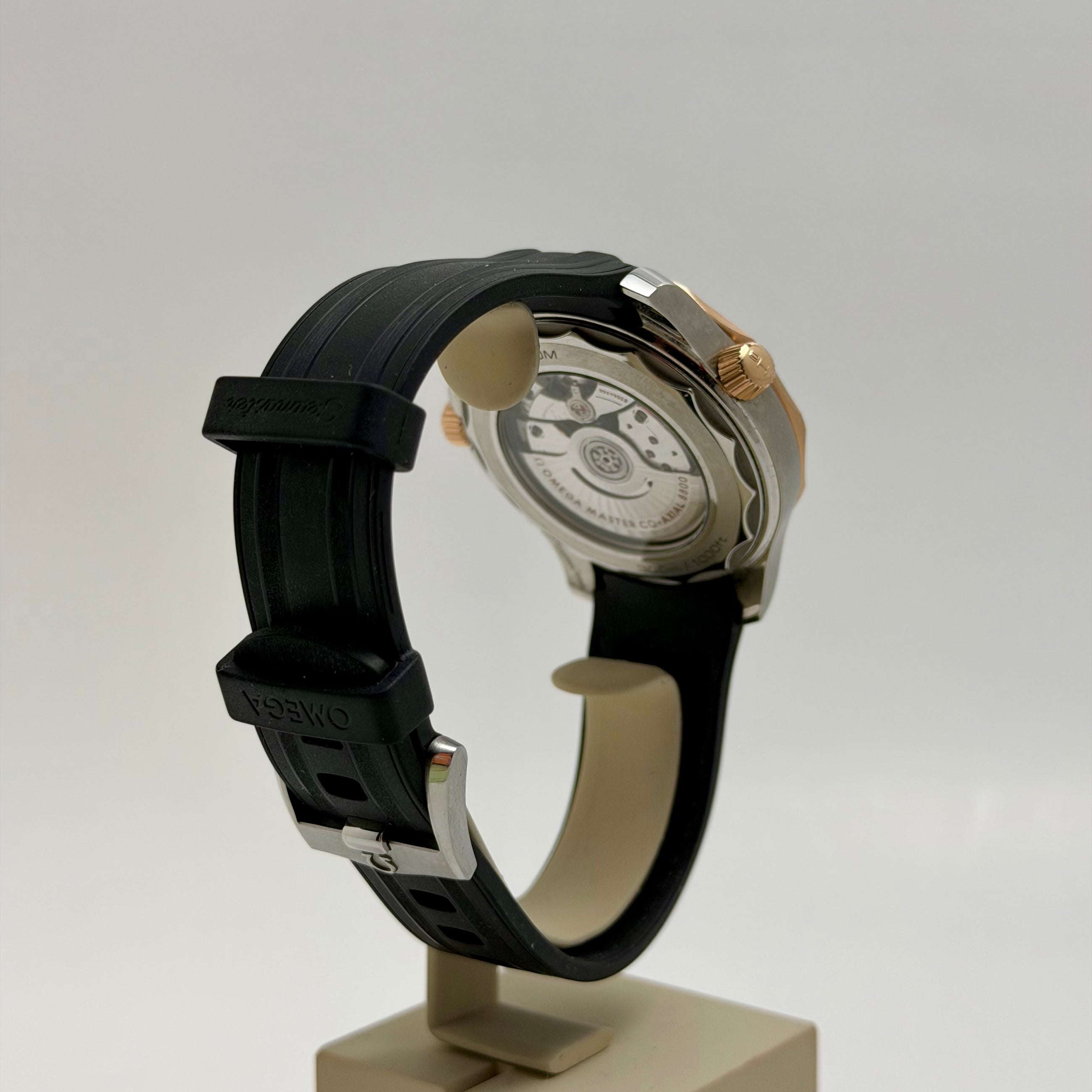 Pre-Owned 2020 OMEGA Seamaster Diver 300M 42mm