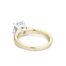 Noam Carver Round Diamond Engagement Ring