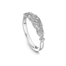 Noam Carver Round Diamond Engagement Ring
