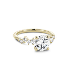 Noam Carver Round Diamond Engagement Ring