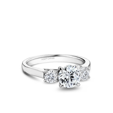 Noam Carver Round Diamond Engagement Ring