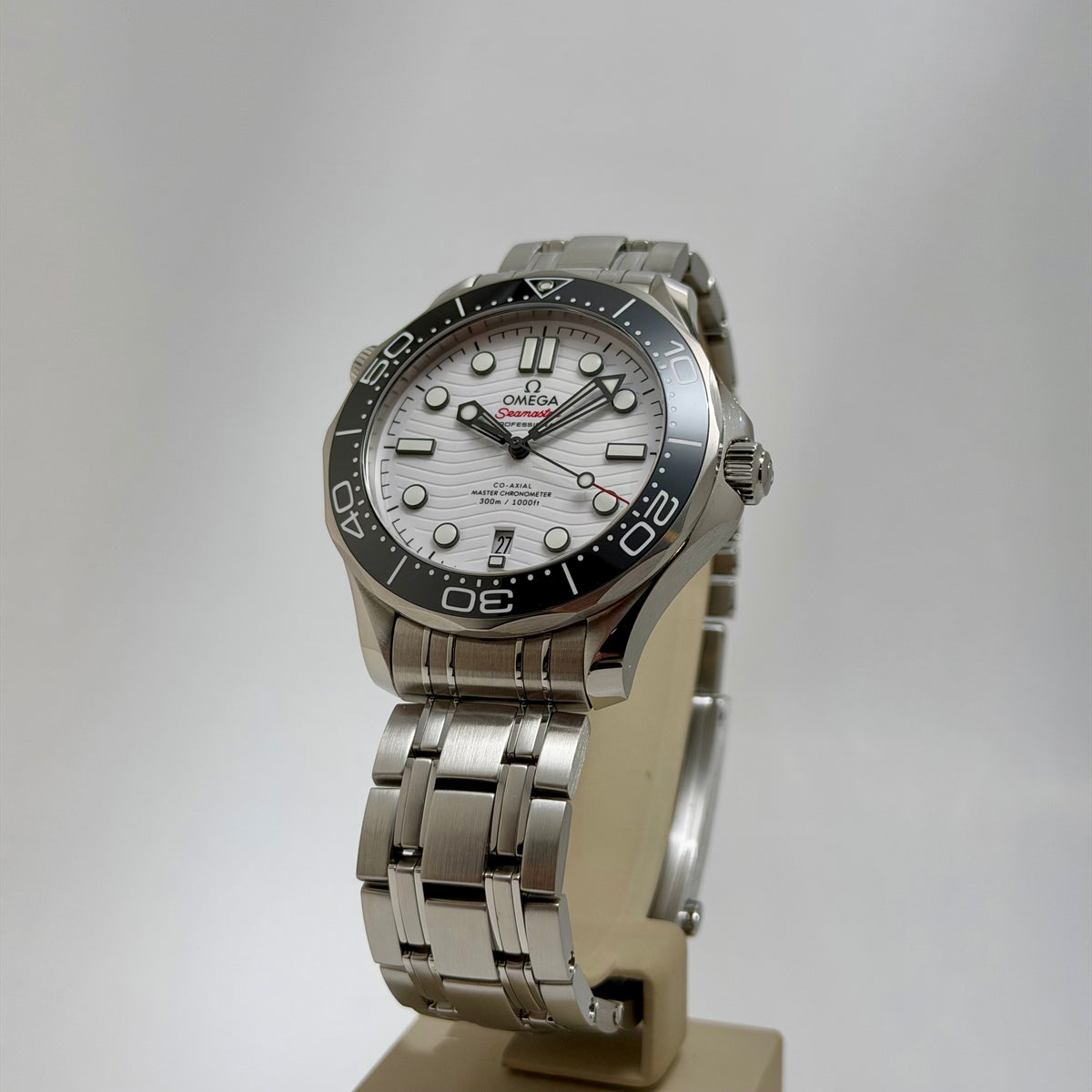 Pre-Owned OMEGA Seamaster Diver 300M 42mm