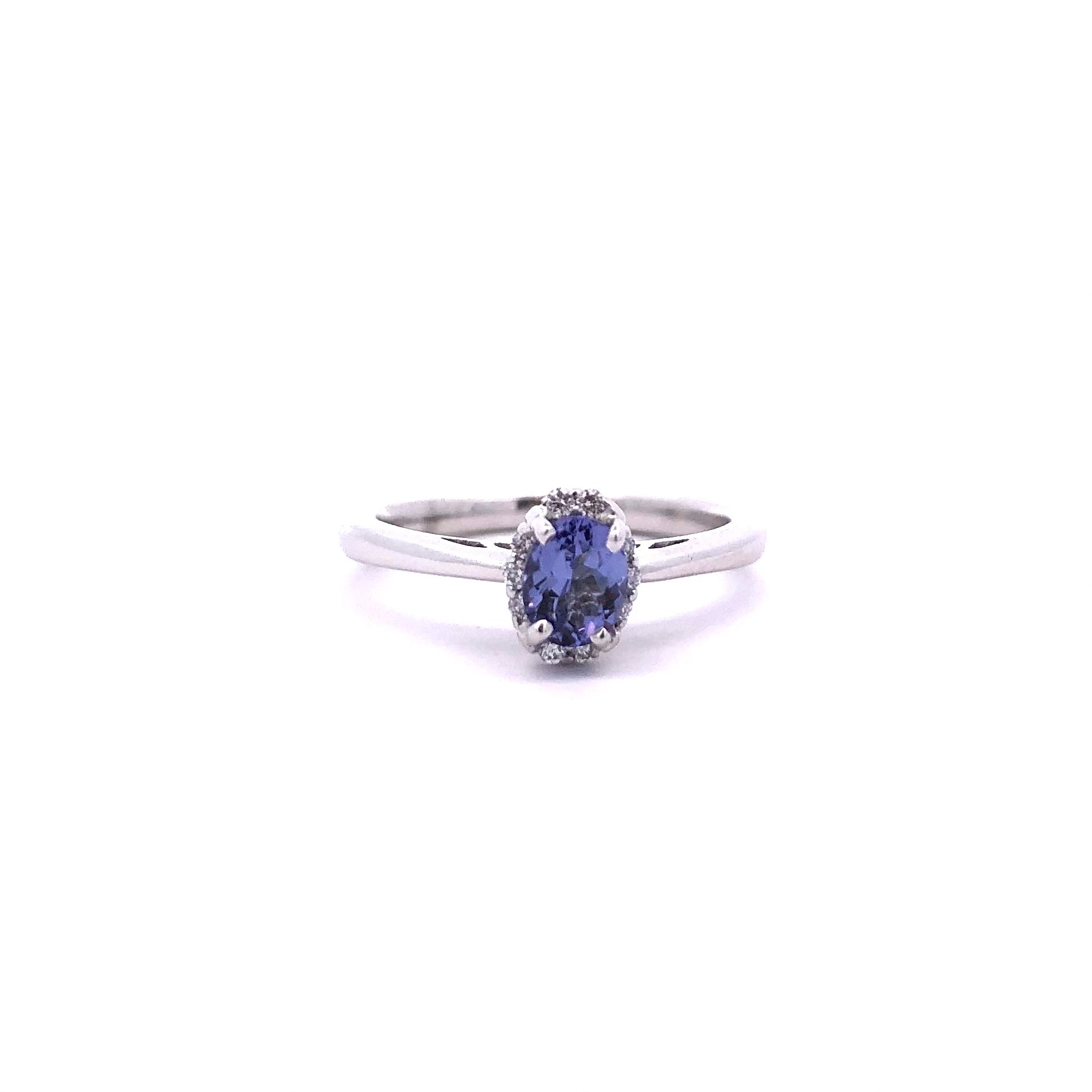 Estate 18KW Oval Tanzanite Ring