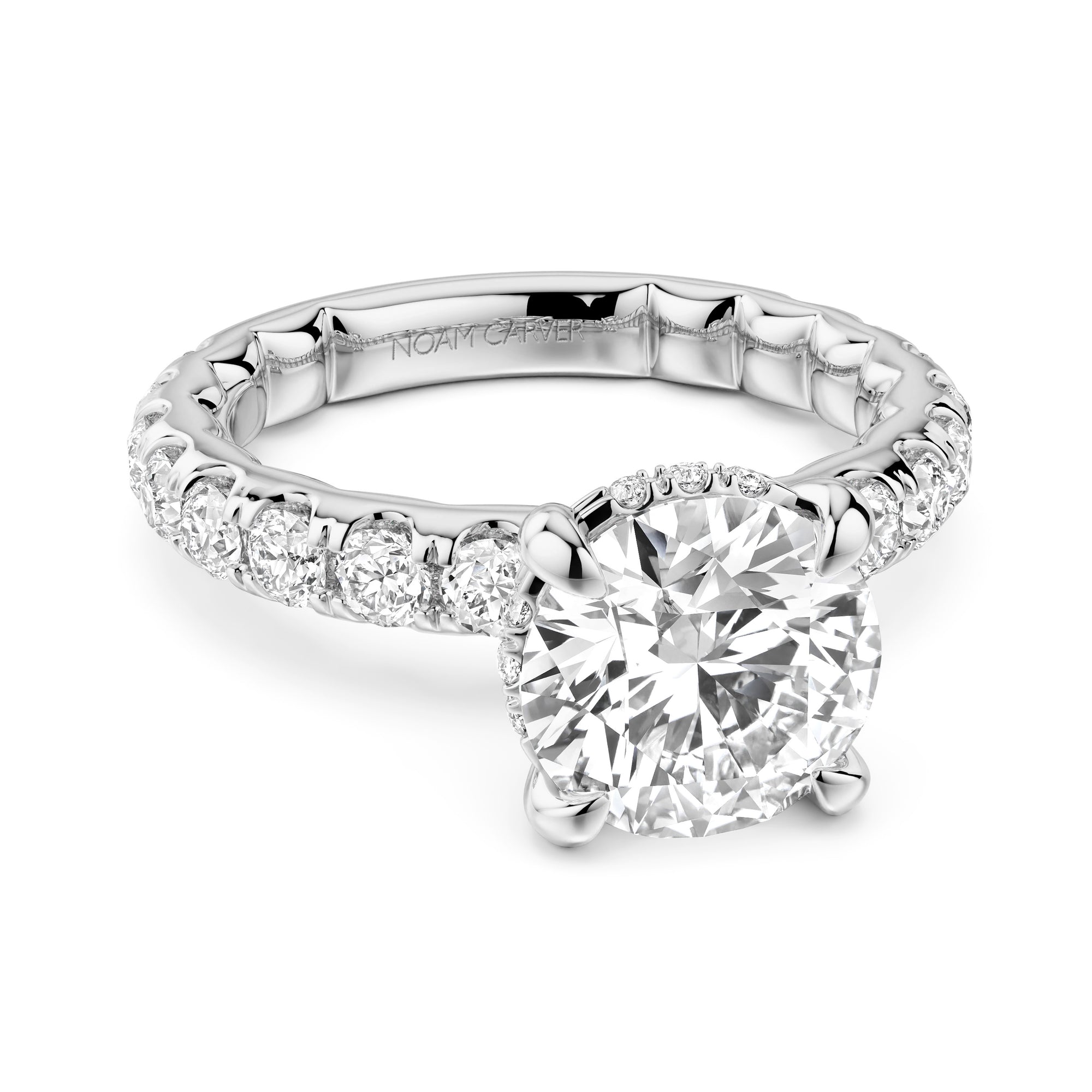 Noam Carver Luna Round Diamond Engagement Ring