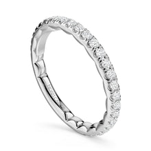 Noam Carver Luna Round Diamond Engagement Ring