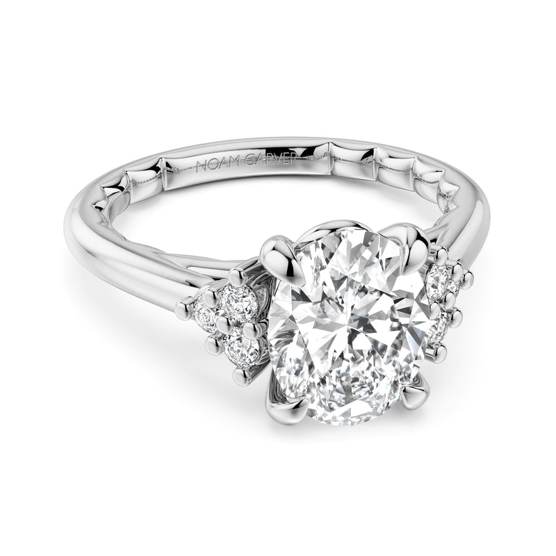 Noam Carver Luna Round Diamond Engagement Ring