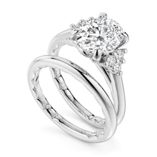Noam Carver Luna Round Diamond Engagement Ring