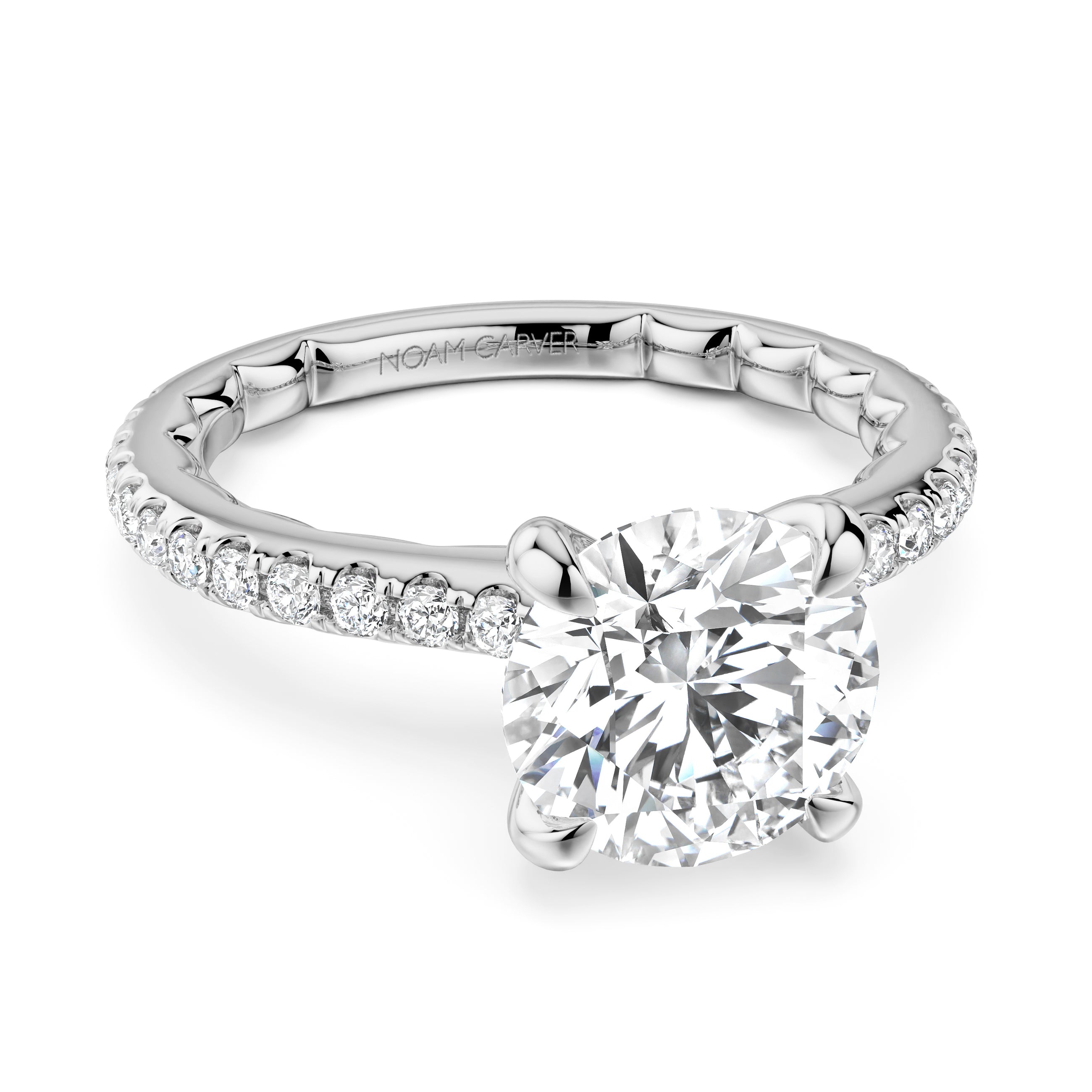 Noam Carver Luna Round Diamond Engagement Ring