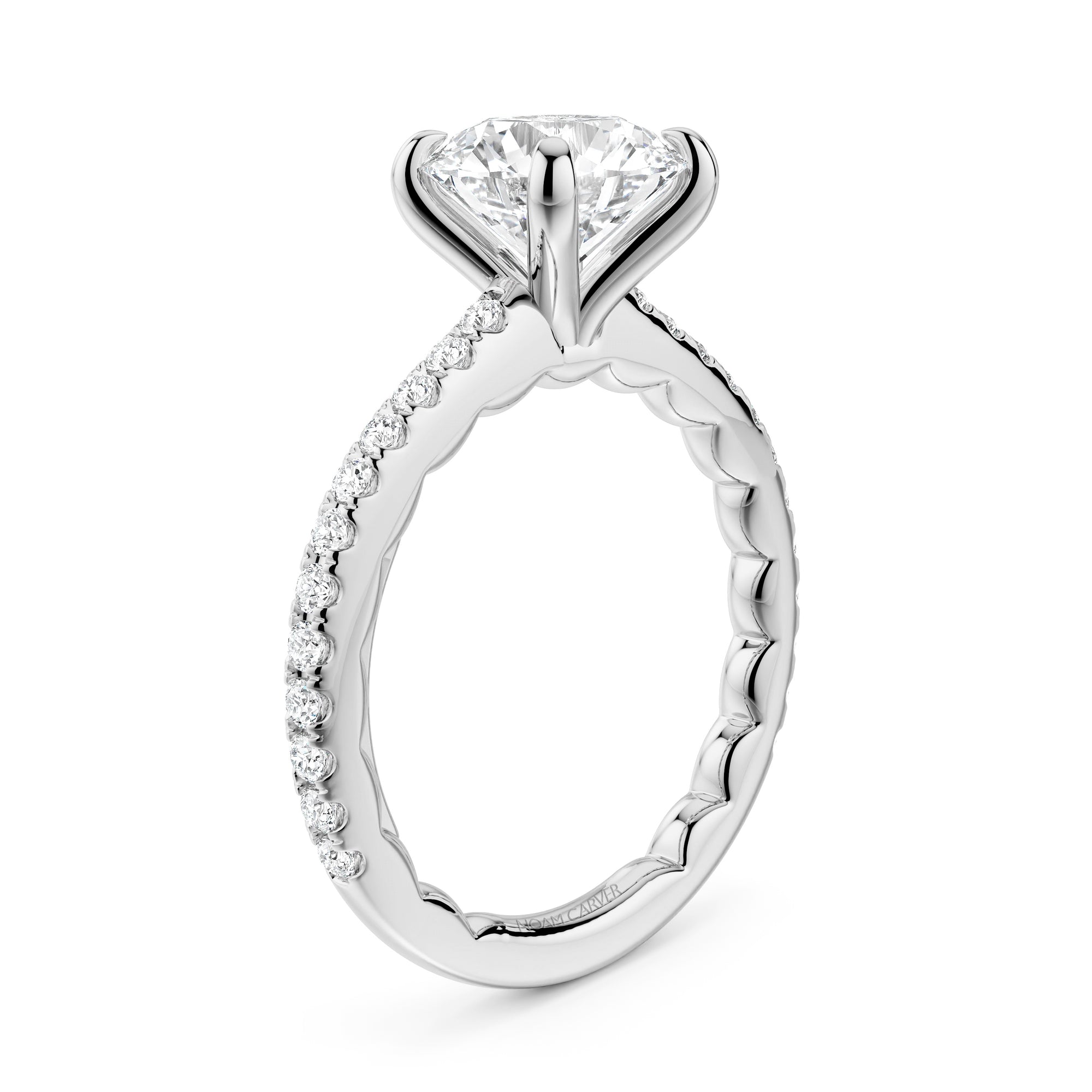 Noam Carver Luna Round Diamond Engagement Ring