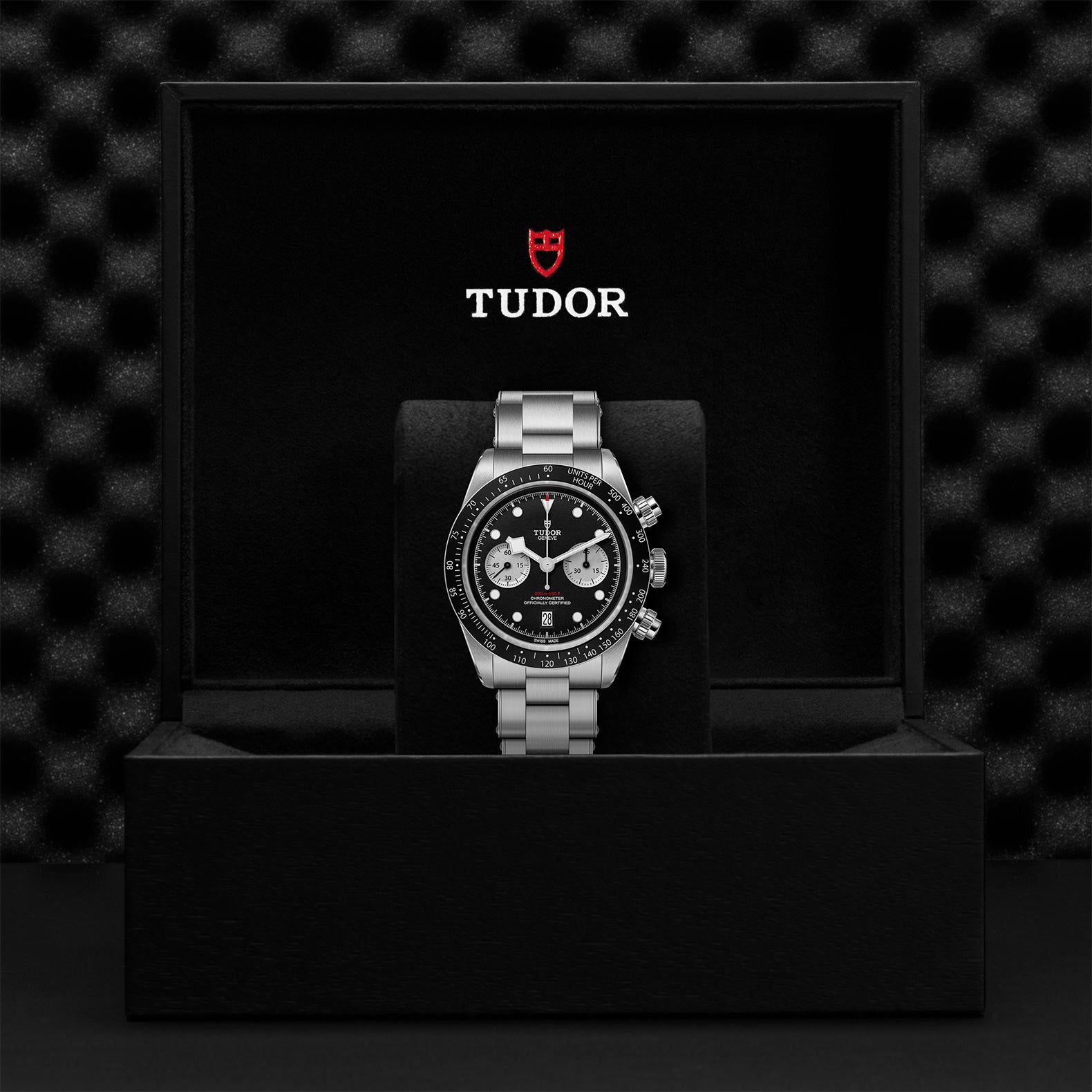 TUDOR Black Bay Chrono