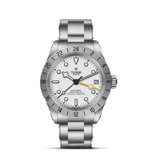 TUDOR Black Bay Pro