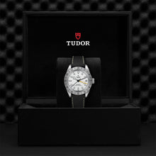 TUDOR Black Bay Pro