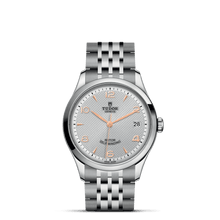 TUDOR 1926, model #M91450-0001, at IJL Since 1937
