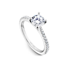 Noam Carver Round Diamond Engagement Ring