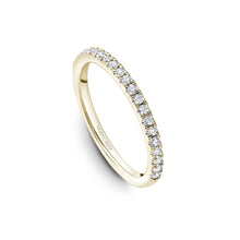 Noam Carver Round Diamond Engagement Ring