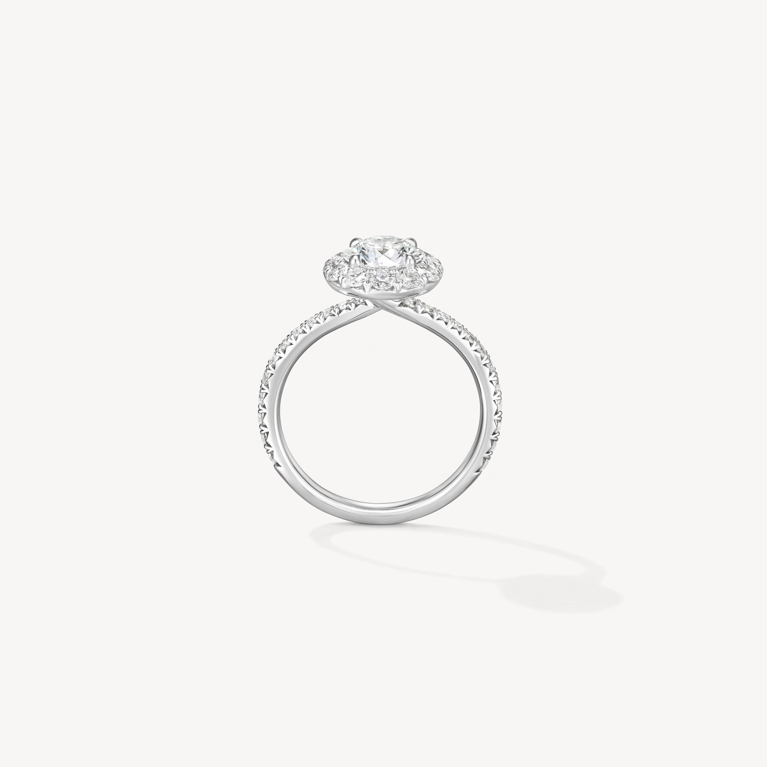 Hearts On Fire Vela Halo Ring With Diamond Band