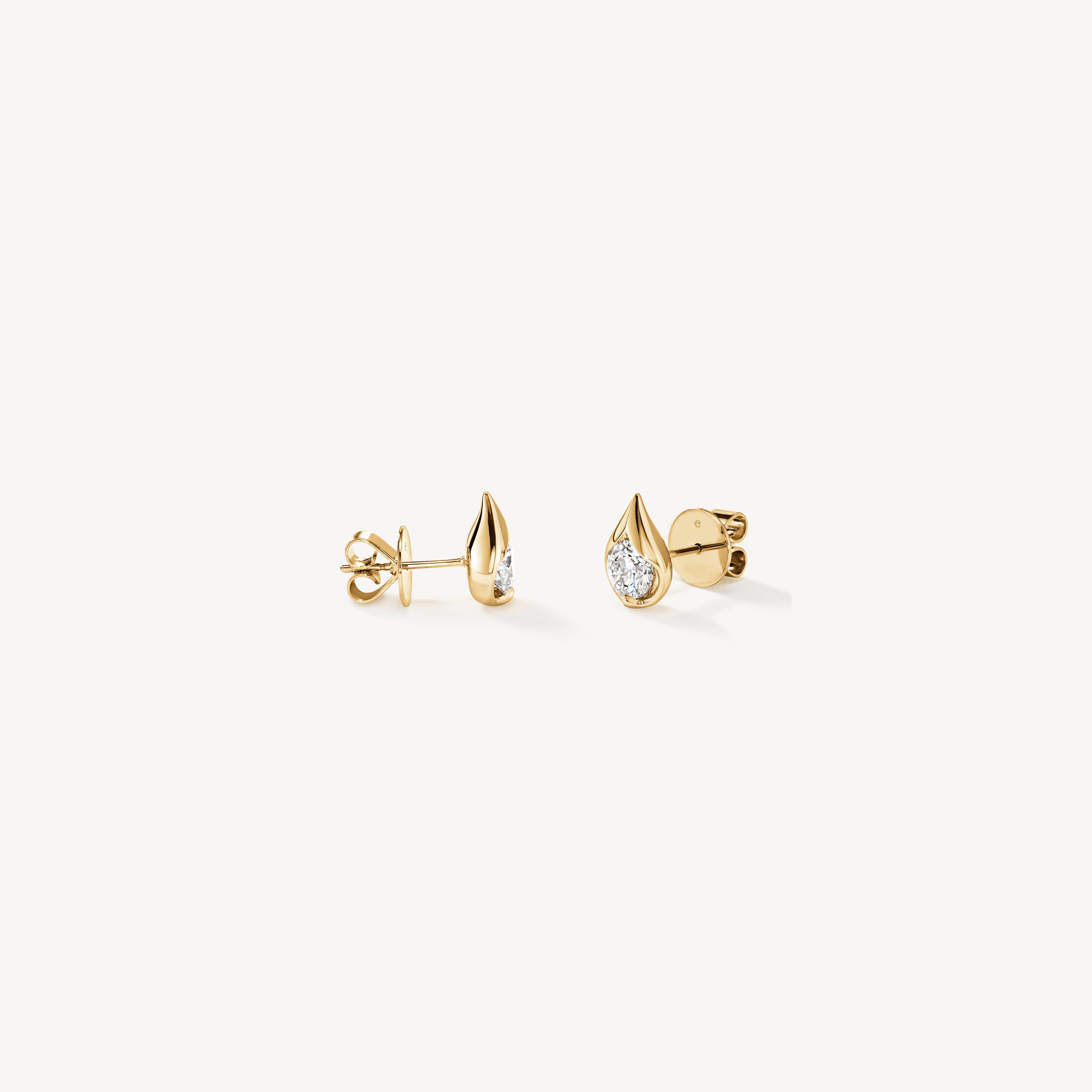 Hearts On Fire LU Droplet Studs