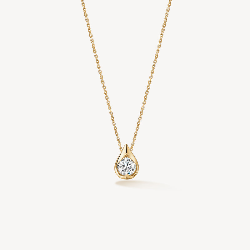 Hearts On Fire LU Single Diamond Pendant Necklace