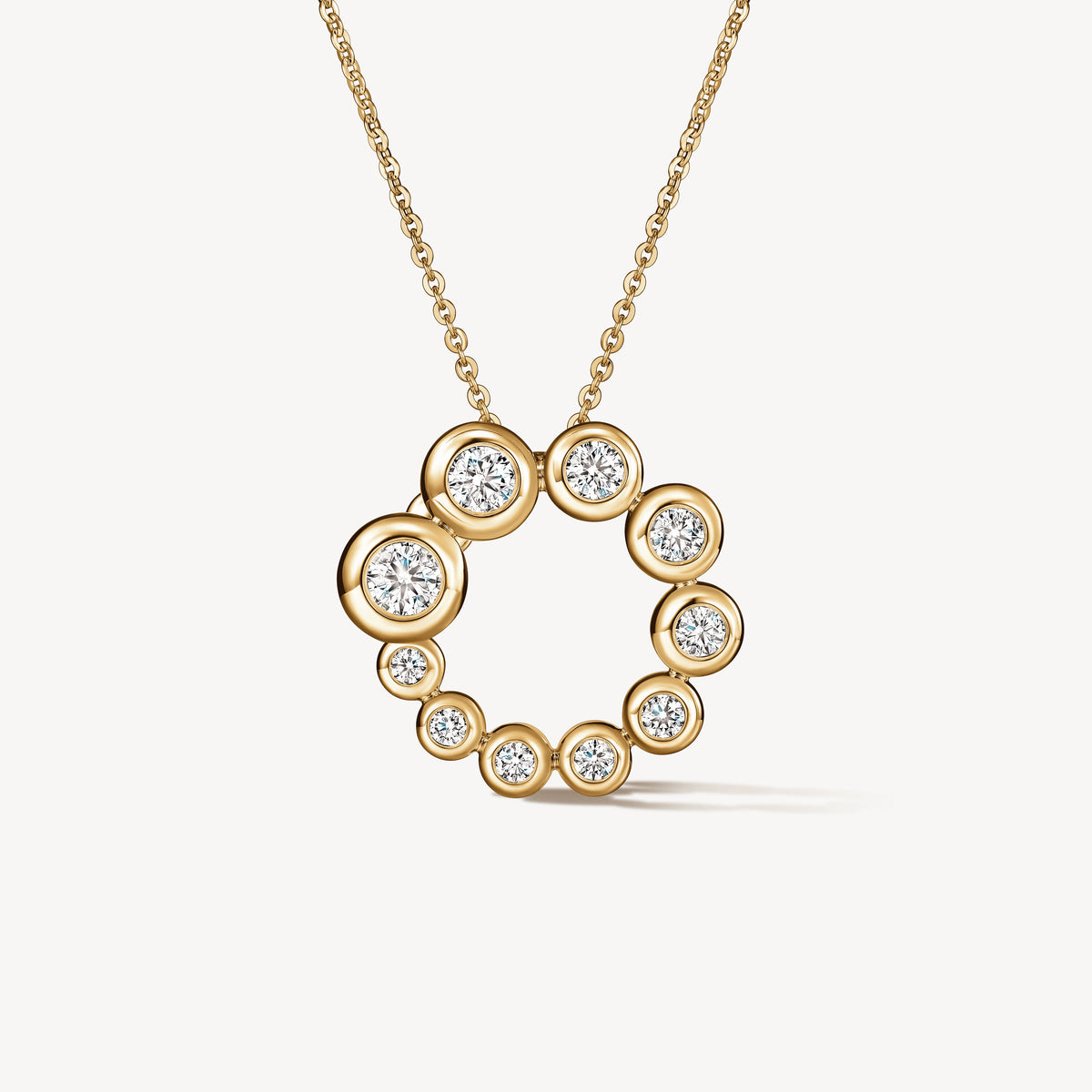 Hearts On Fire Dream Circle Pendant Necklace