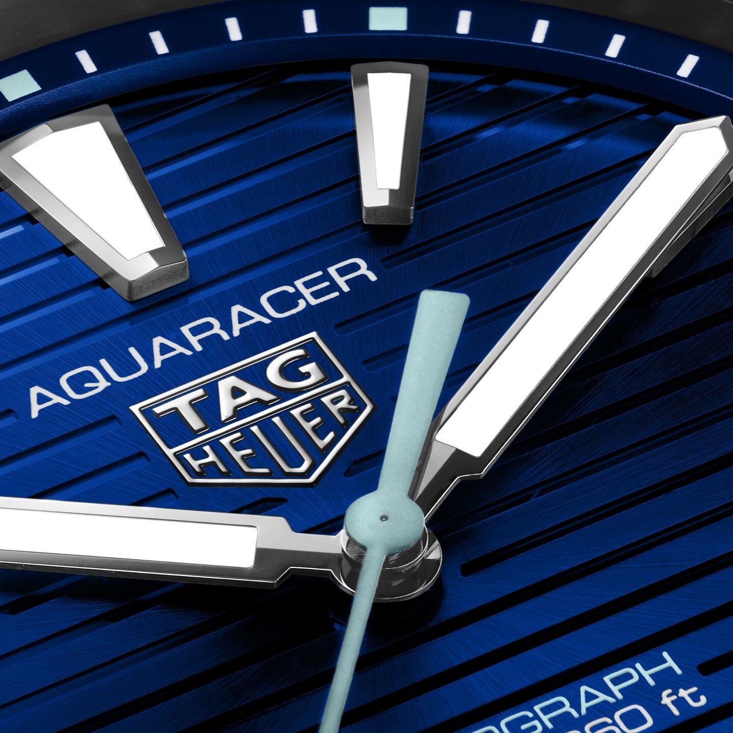 TAG Aquaracer Professional 200 Solargraph