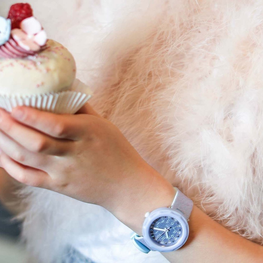 Flik Flak Lilaxus 37mm FCSP102 IJL Since 1937