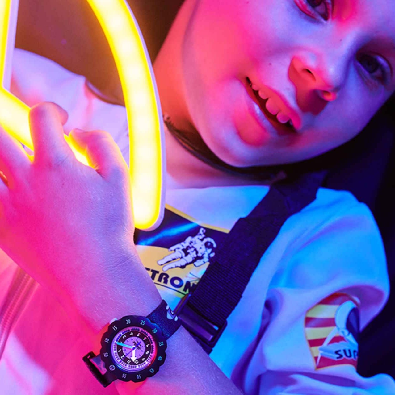 Flik Flak Moon And Back 35mm