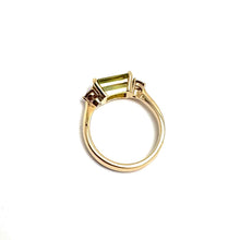 14K Yellow Gold Yellow-Green Sapphire & Brown Diamond Ring Size 6.25