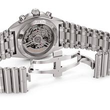 Breitling Chronomat B01 42 Titanium