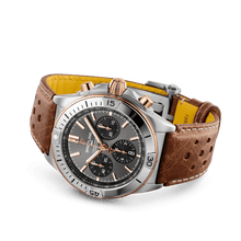 Breitling Chronomat B01 42 Triumph