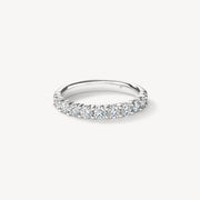 Hearts On Fire Signature 11-Stone Band