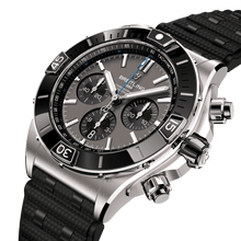 Breitling Super Chronomat B01 44 Titanium