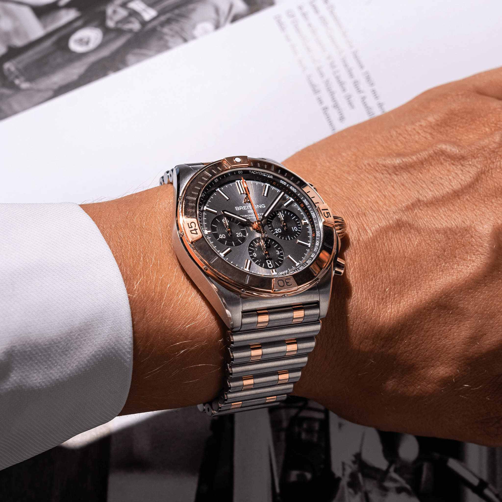 Chronomat b01 top