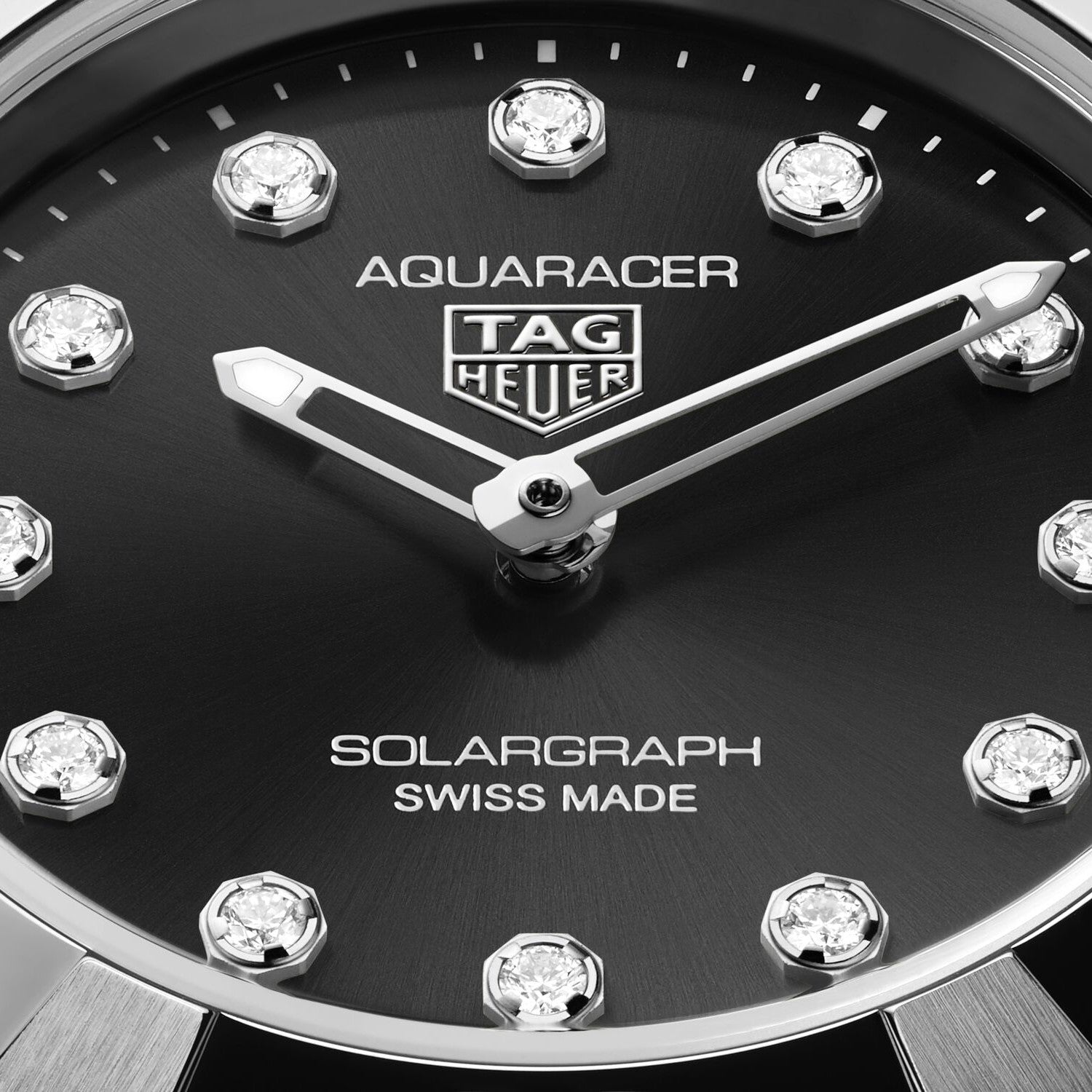 TAG Heuer Aquaracer Professional 200 Solargraph 28mm