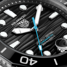TAG Heuer Aquaracer Professional 300 Date 42mm