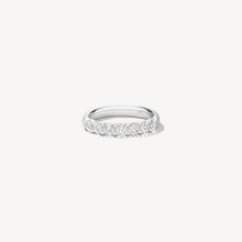 Hearts On Fire Signature 7-Stone Band