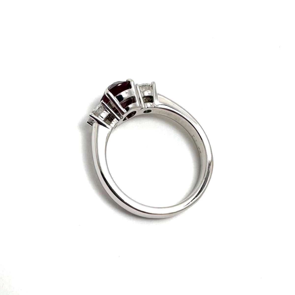 18K White Gold Oval Ruby & Diamond Ring Size 6