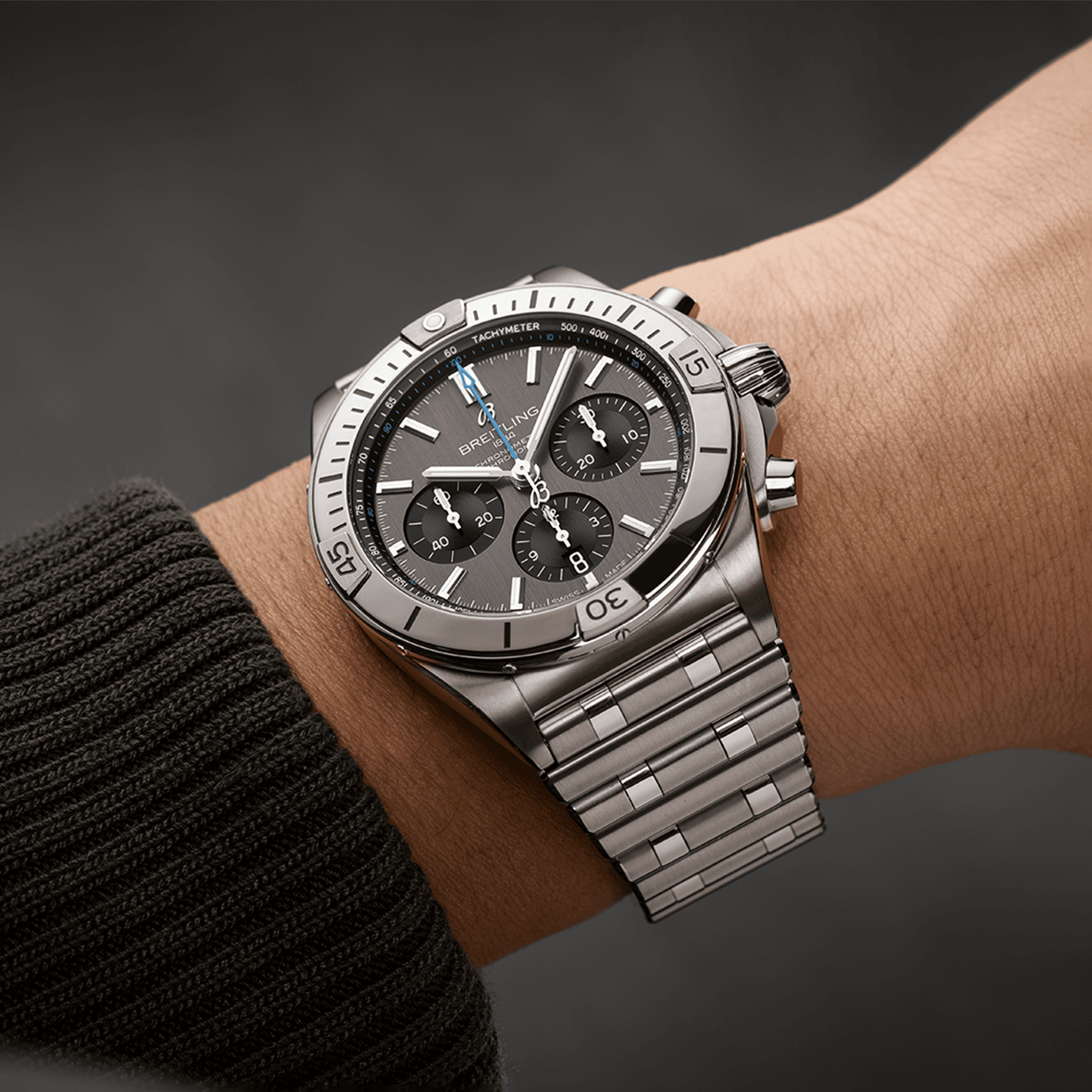 Breitling Chronomat B01 42 Titanium