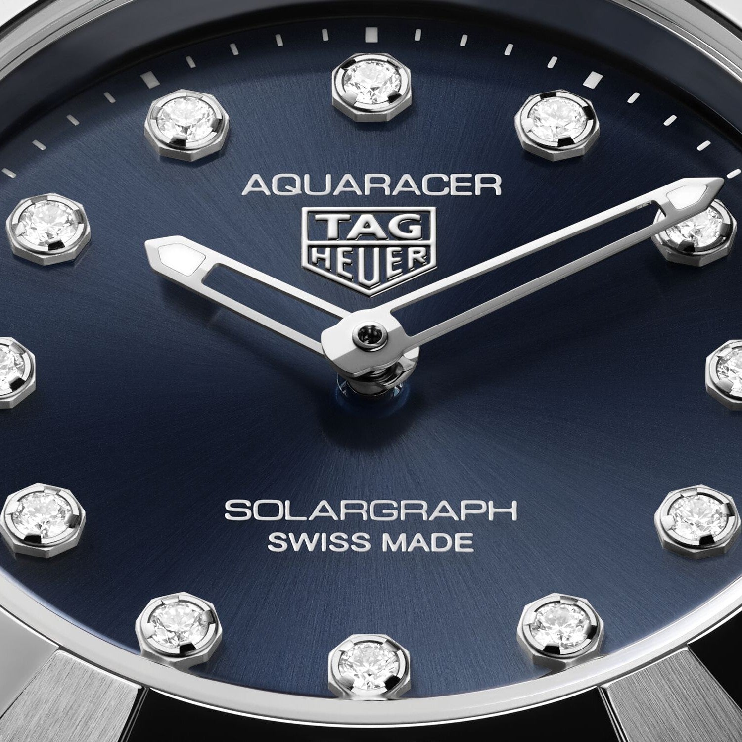 TAG Heuer Aquaracer Professional 200 Solargraph 28mm