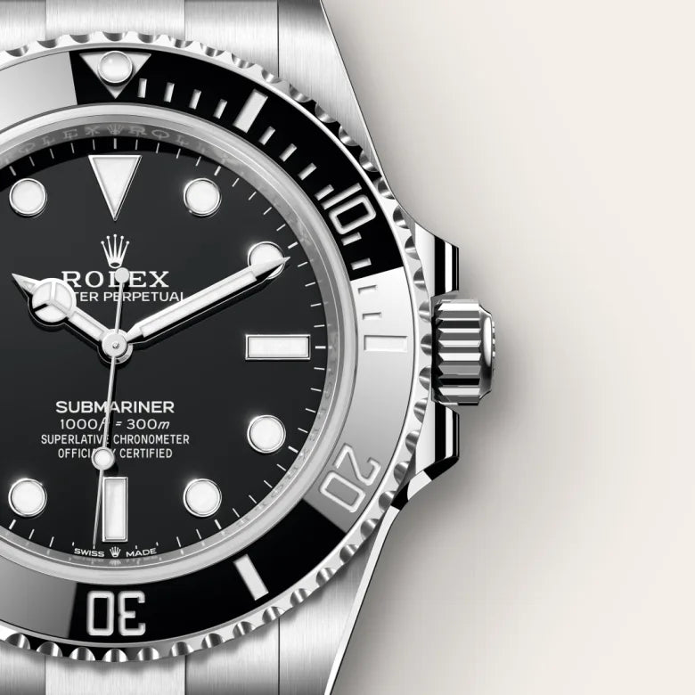 Rolex Submariner M124060-0001
        